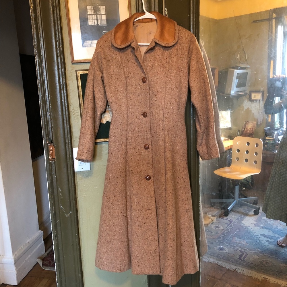 Heavy tweed rose winter coat 1940s 1950s Princess